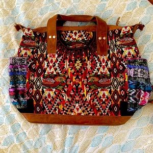 Nena & Co. Convertible Day Bag. (Large size)